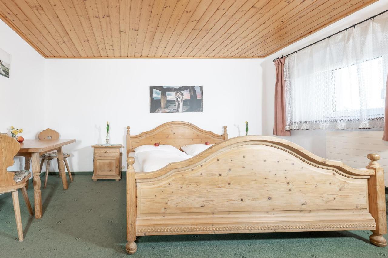 Pension Feichthub Nussbach Exterior foto